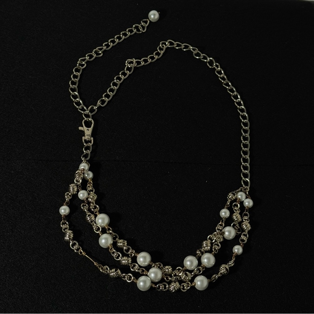 Jewel Kade Pearl and Gold Necklace